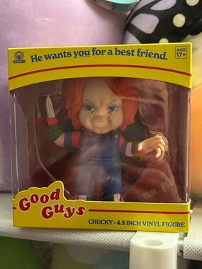 Chucky Vinyl Figure NIB